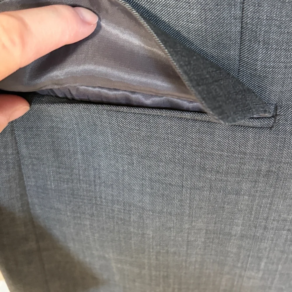 Lauren Ralph Lauren Blazer Men’s Size 44L Gray Wool Two Button Front Pockets